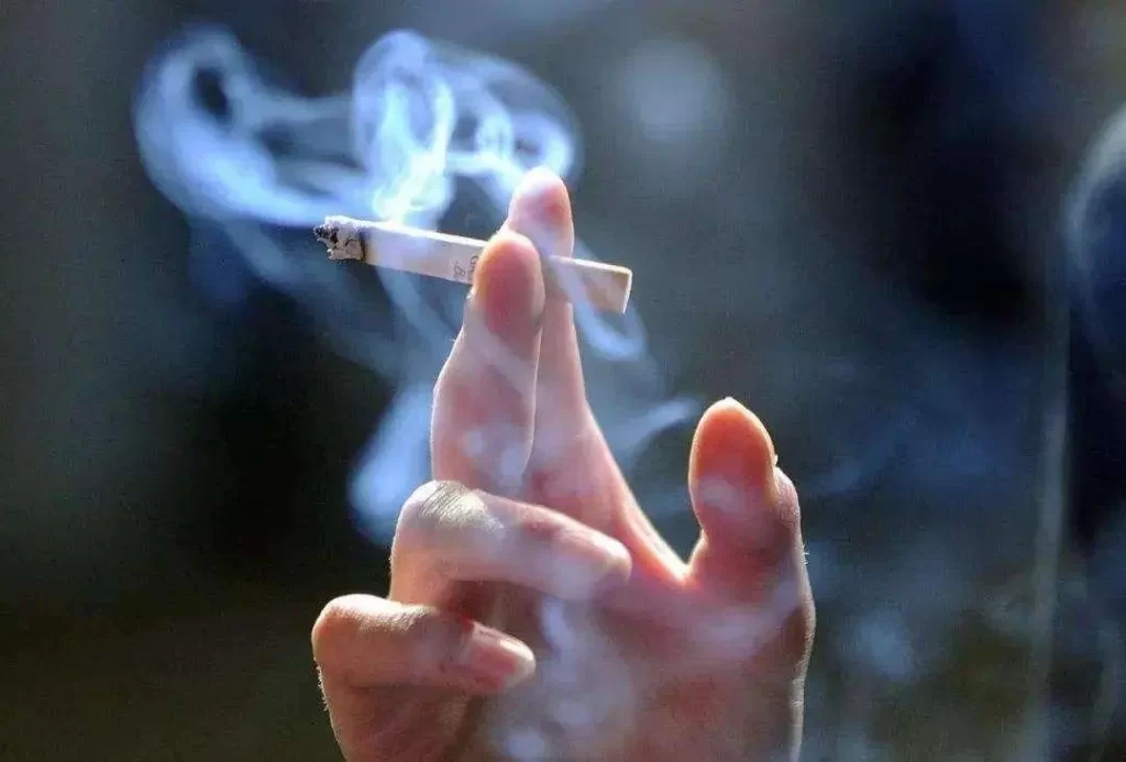 Smoking is not recommended for 4 time periods 