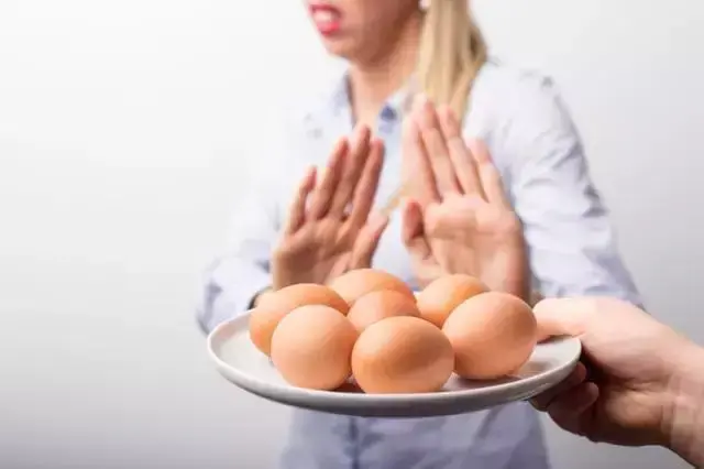 What should not eat after eating eggs