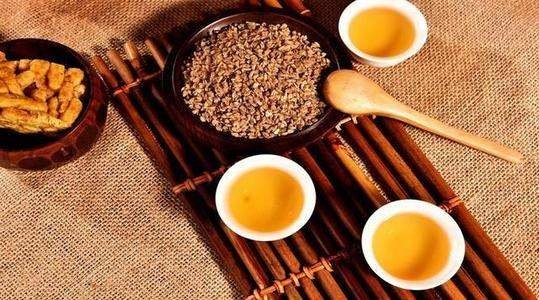 What are the benefits and side effects of drinking buckwheat tea