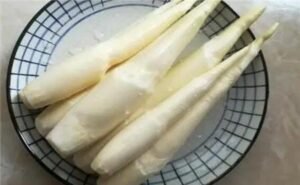 What are the benefits of eating bamboo shoots for women