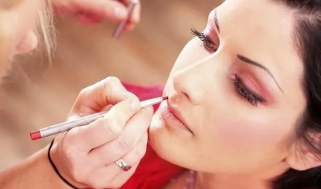 How to apply makeup step by step with pictures for beginners