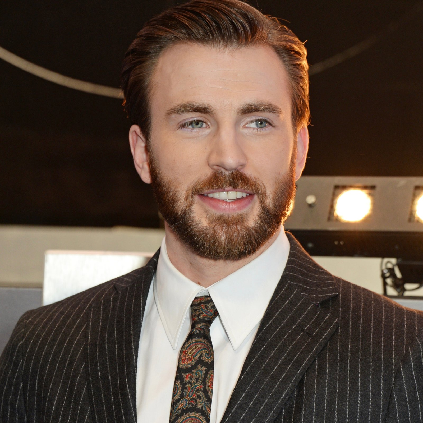 Chris Evans Biography