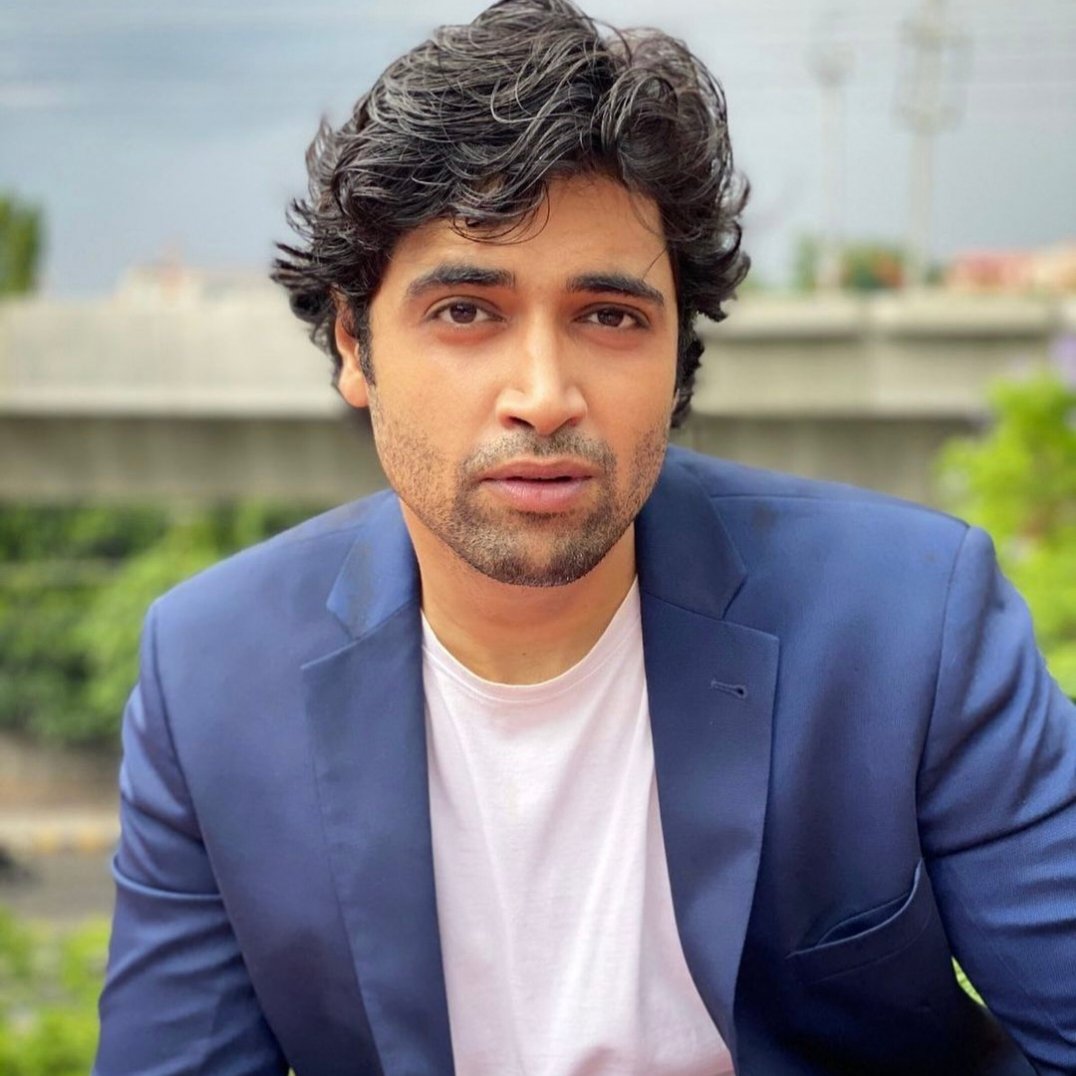 Adivi Sesh Biography Wikipedia Wiki Age Height Birthplace Net Worth